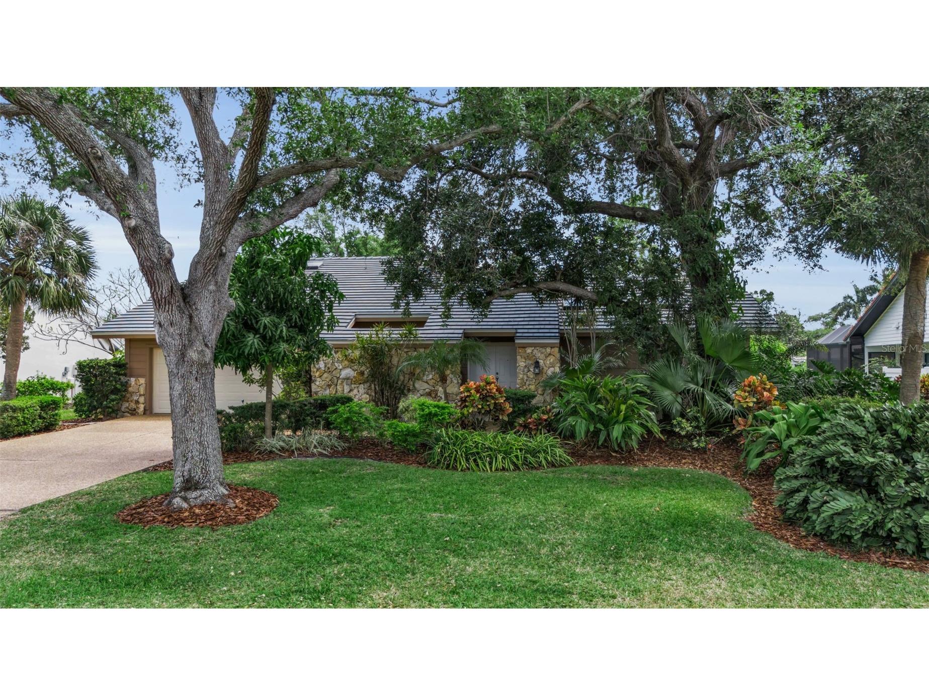 1732 Pine Harrier Circle Sarasota FL 34231 A4689911 image1
