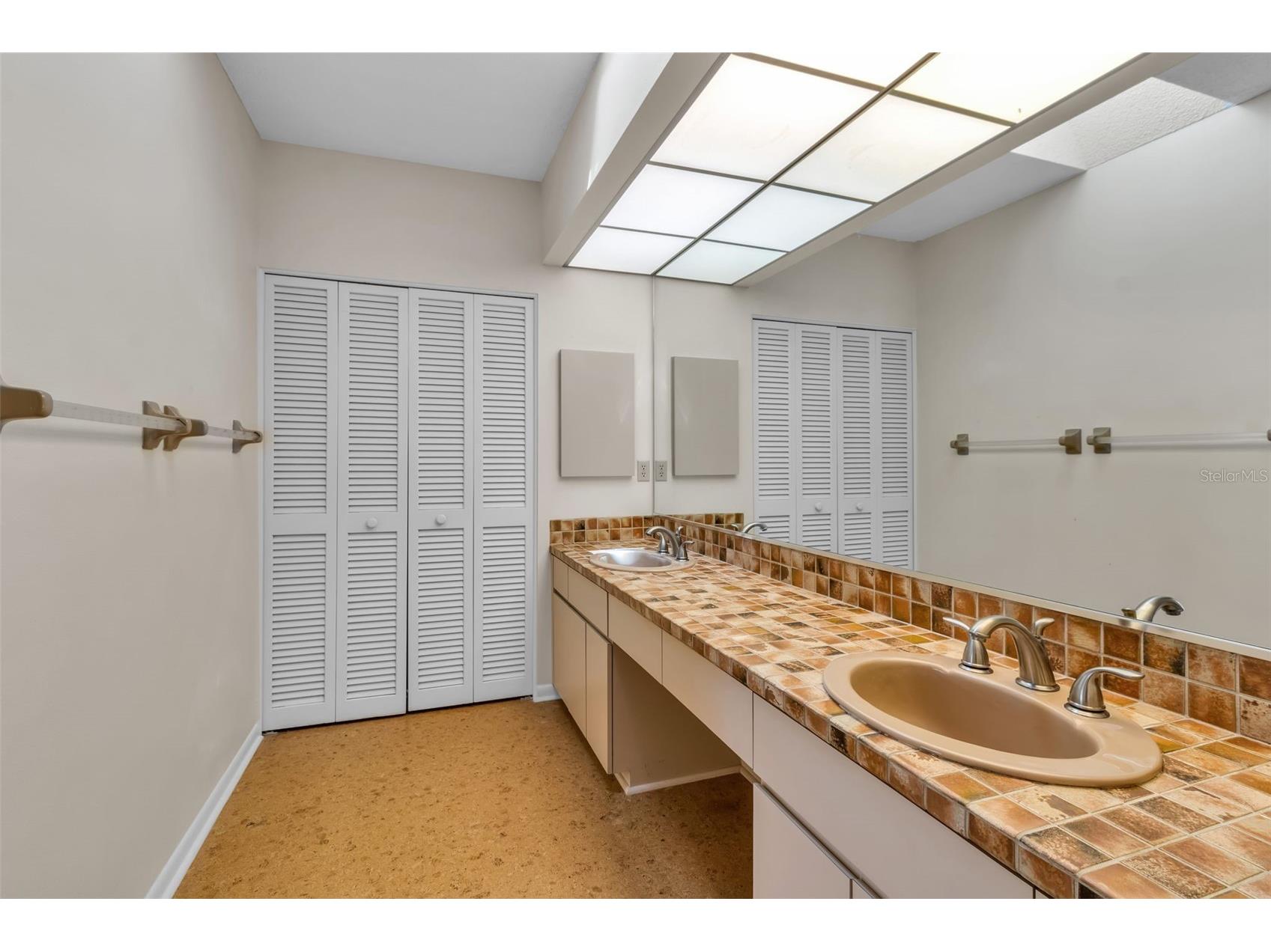 1732 Pine Harrier Circle Sarasota FL 34231 A4689911 image14