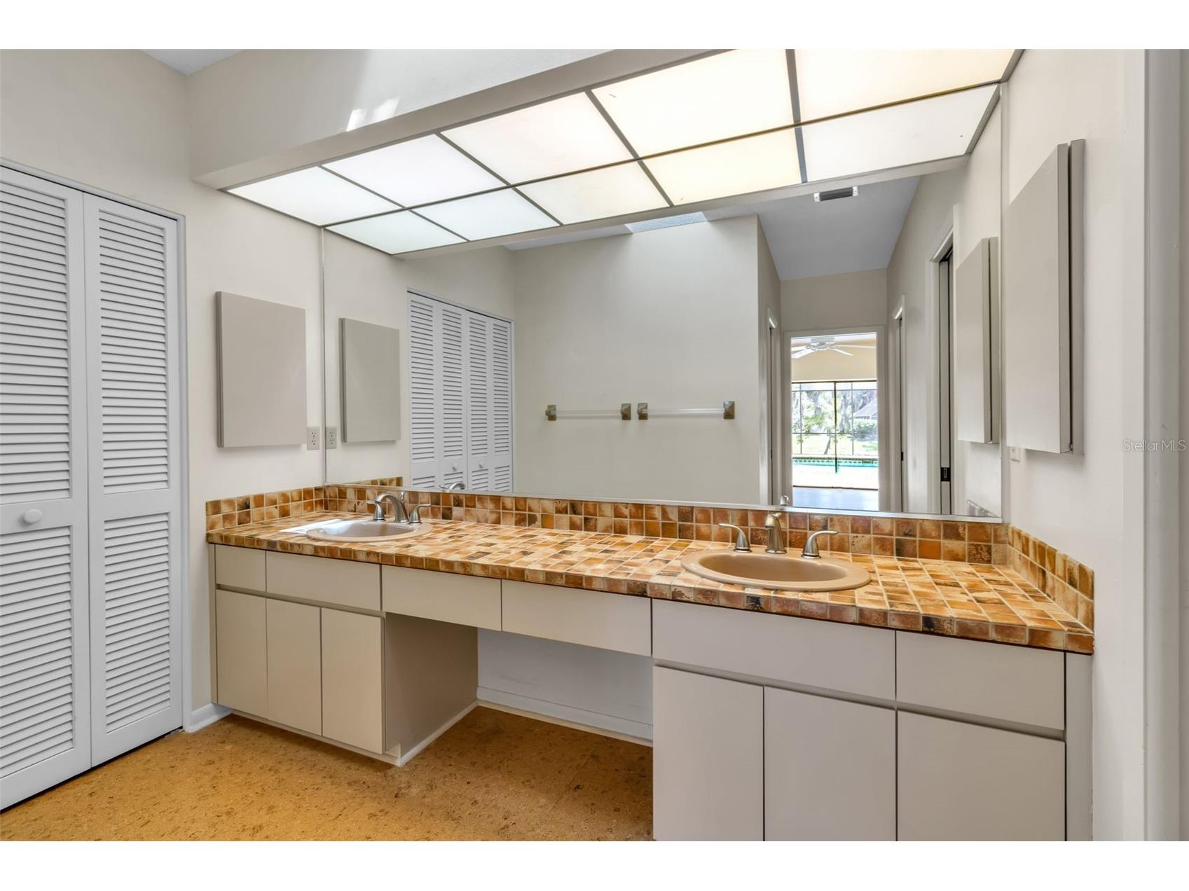 1732 Pine Harrier Circle Sarasota FL 34231 A4689911 image15