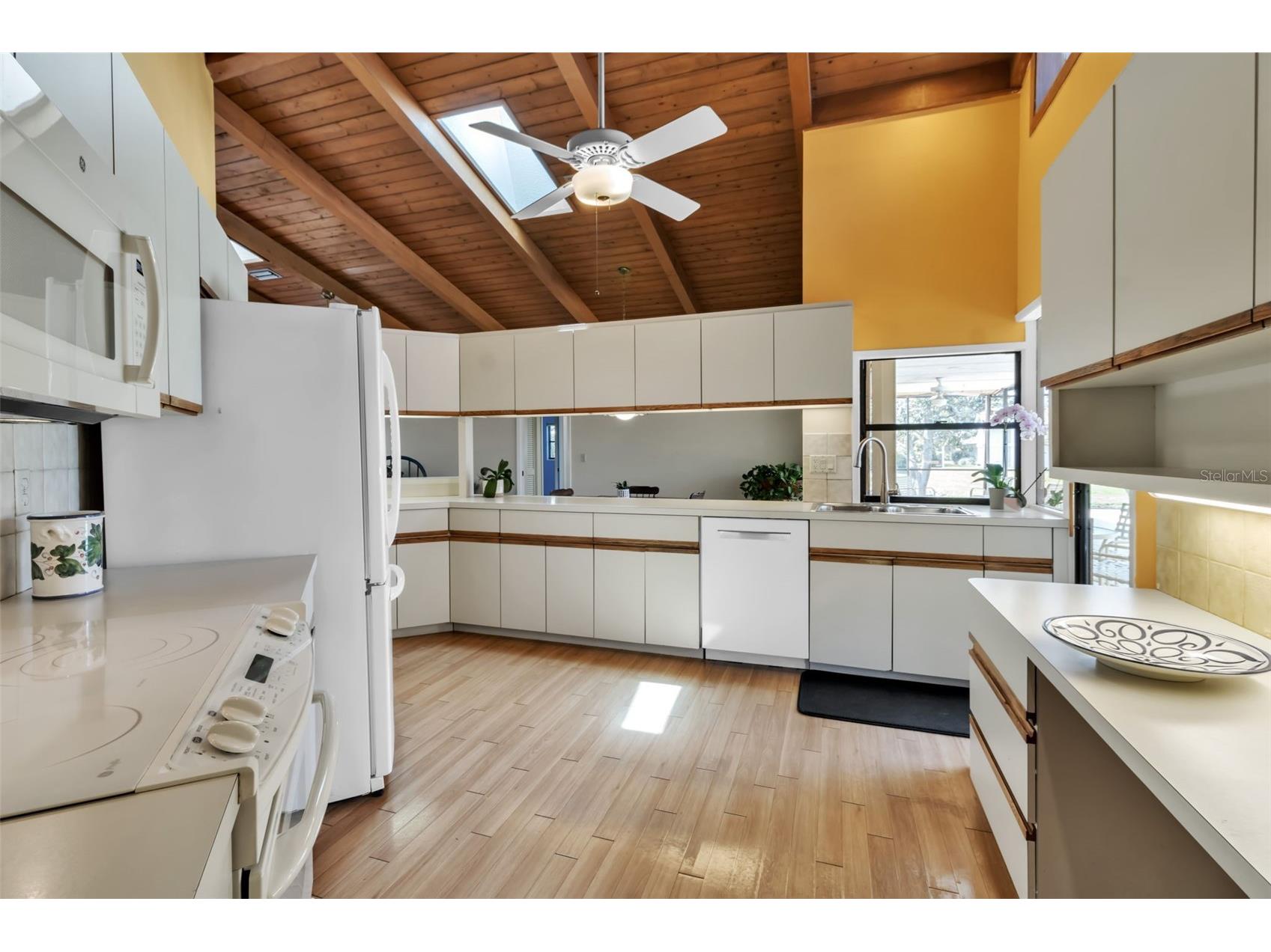 1732 Pine Harrier Circle Sarasota FL 34231 A4689911 image18