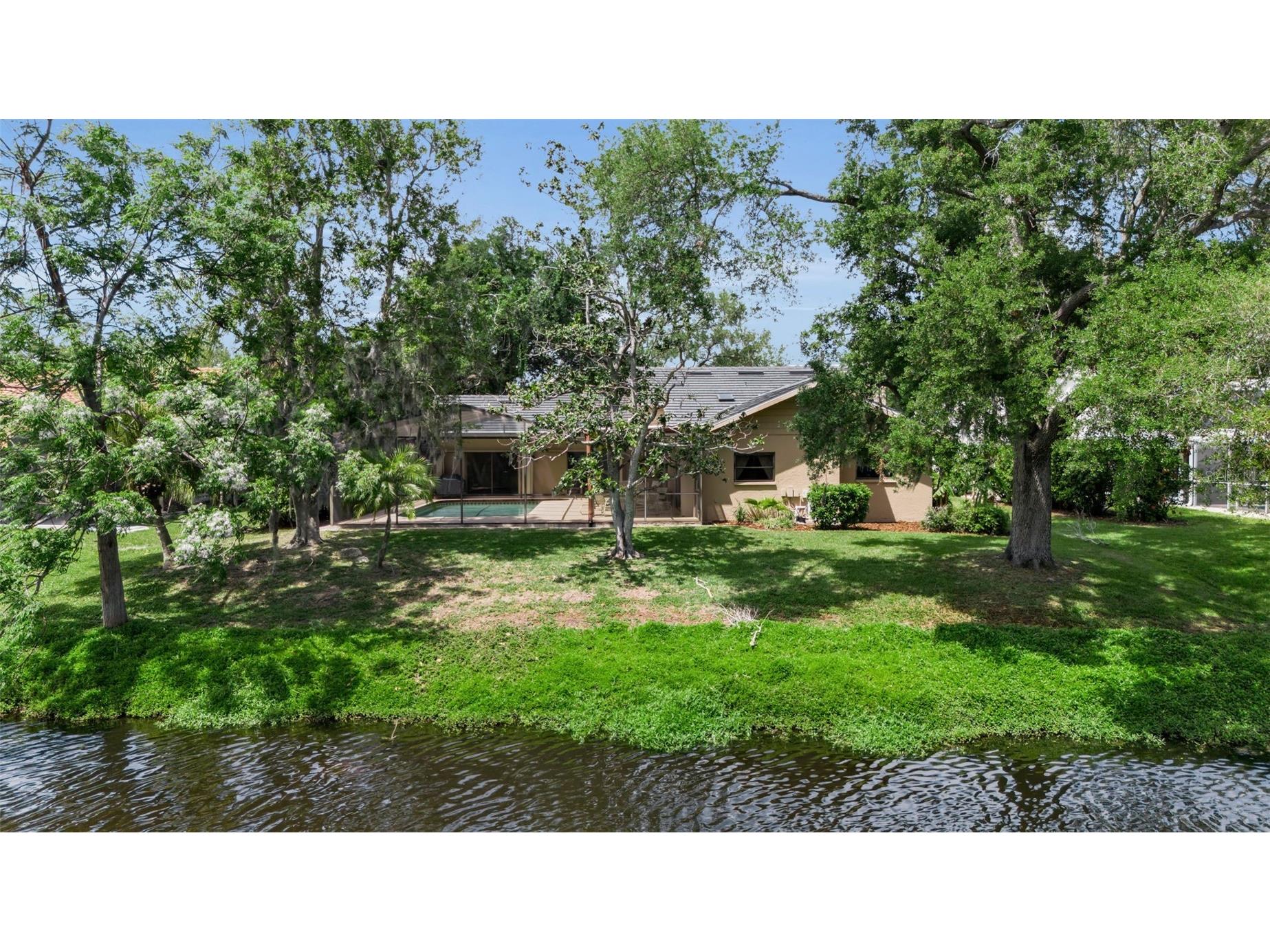 1732 Pine Harrier Circle Sarasota FL 34231 A4689911 image3
