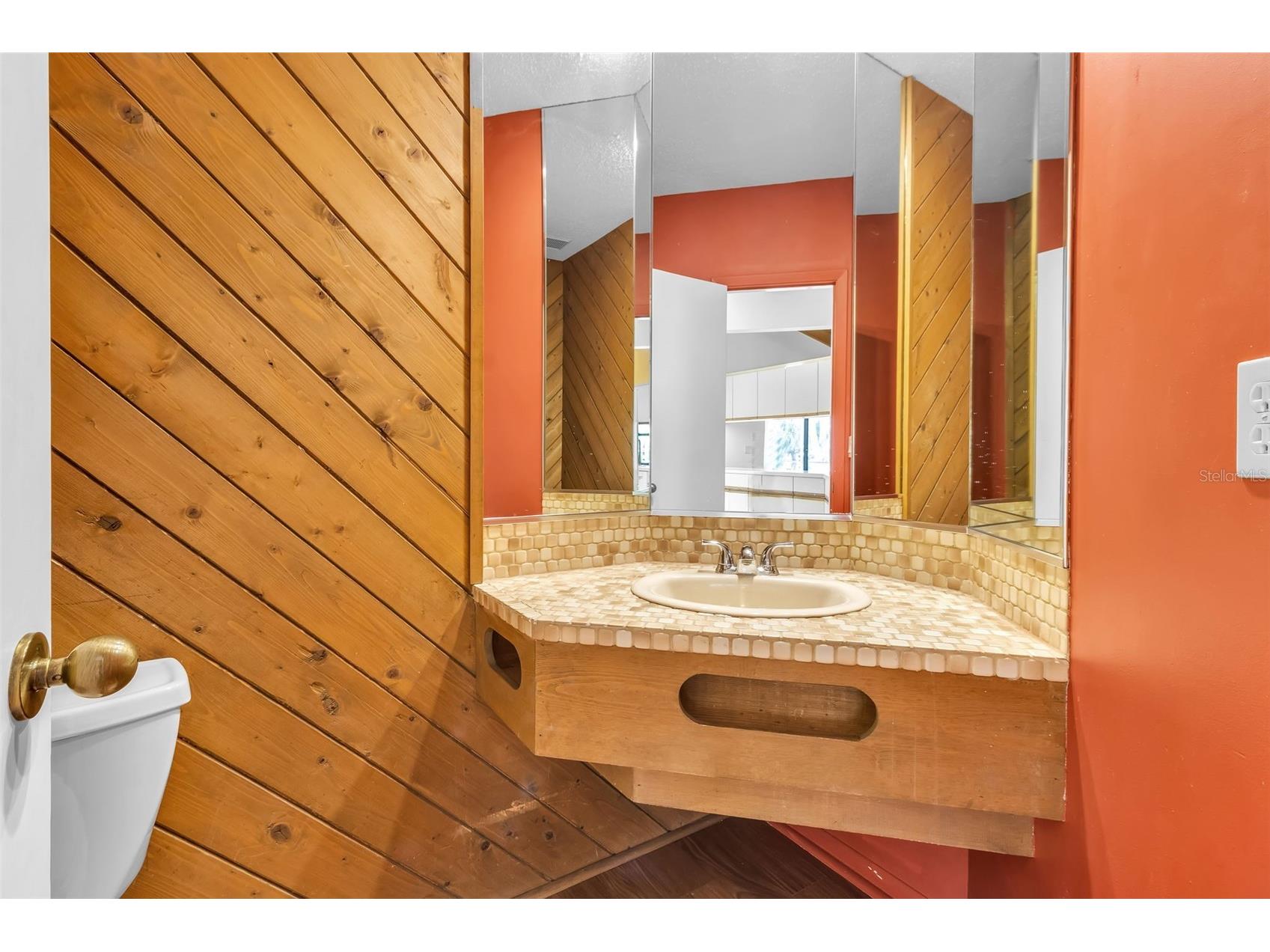 1732 Pine Harrier Circle Sarasota FL 34231 A4689911 image32