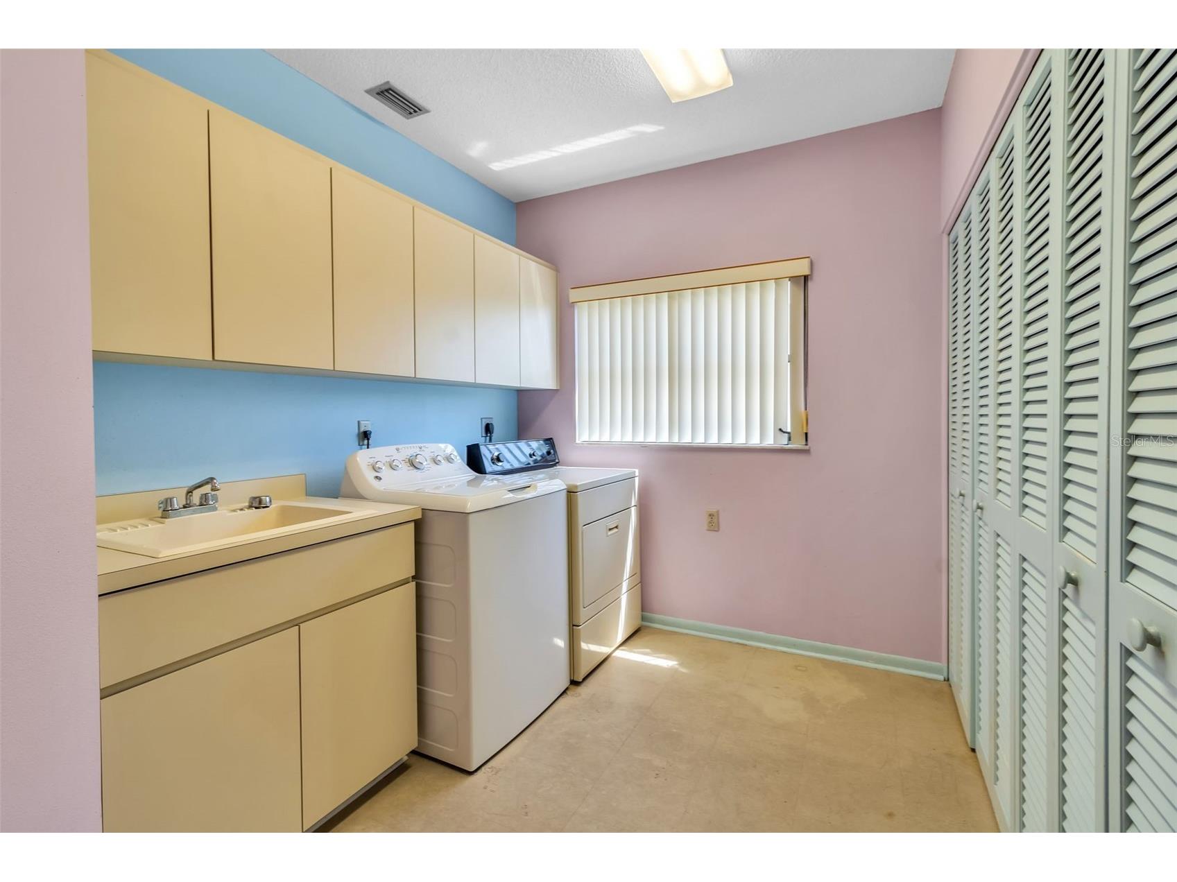 1732 Pine Harrier Circle Sarasota FL 34231 A4689911 image40