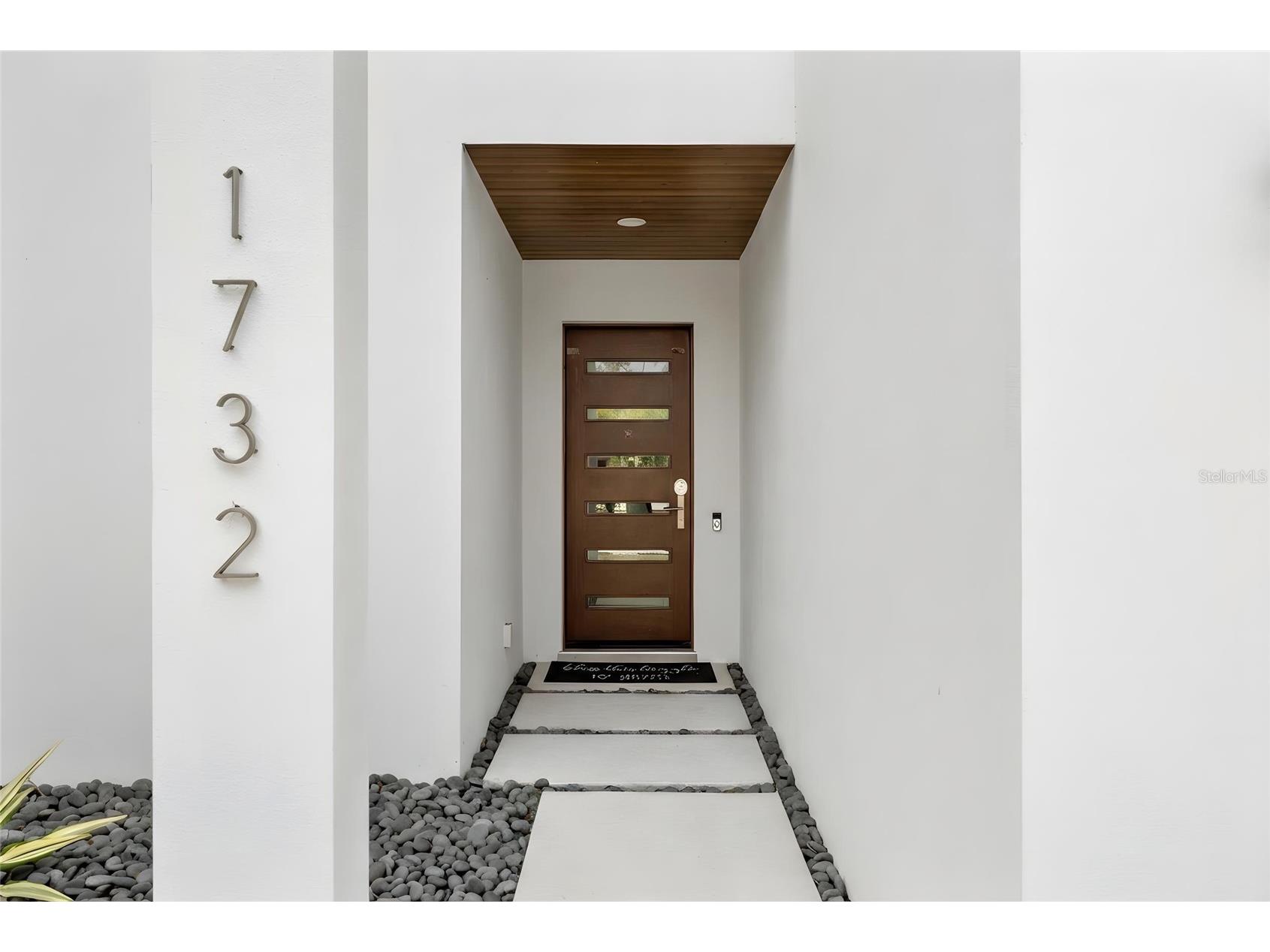 1732 Shoreland Drive Sarasota FL 34239 A4682616 image11