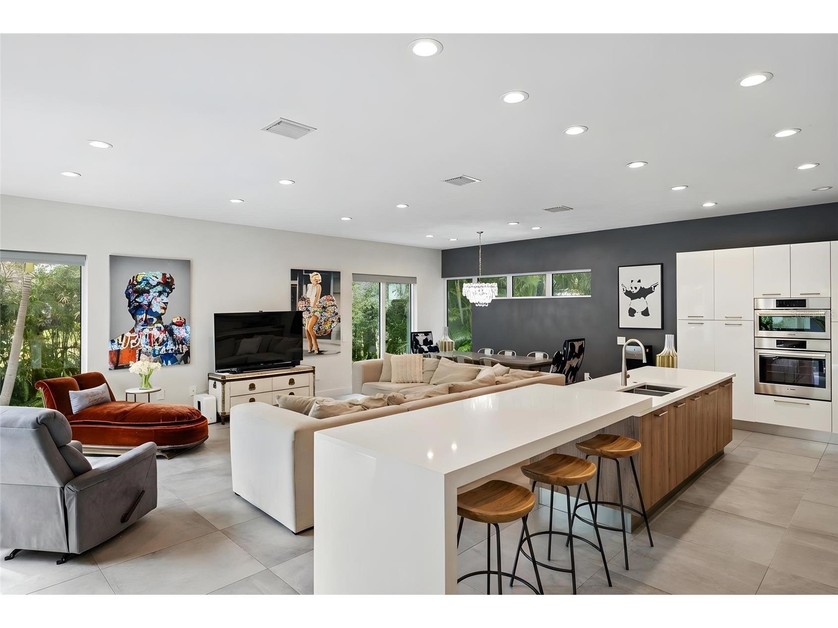 1732 Shoreland Drive Sarasota FL 34239 A4682616 image15