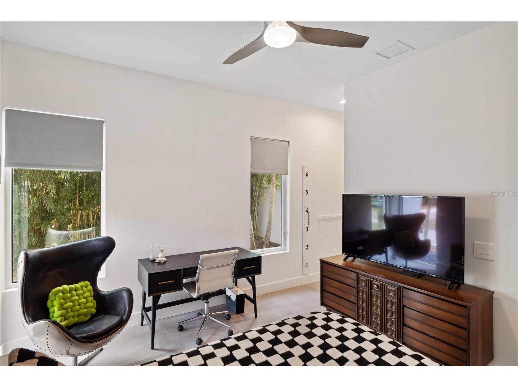 1732 Shoreland Drive Sarasota FL 34239 A4682616 image32