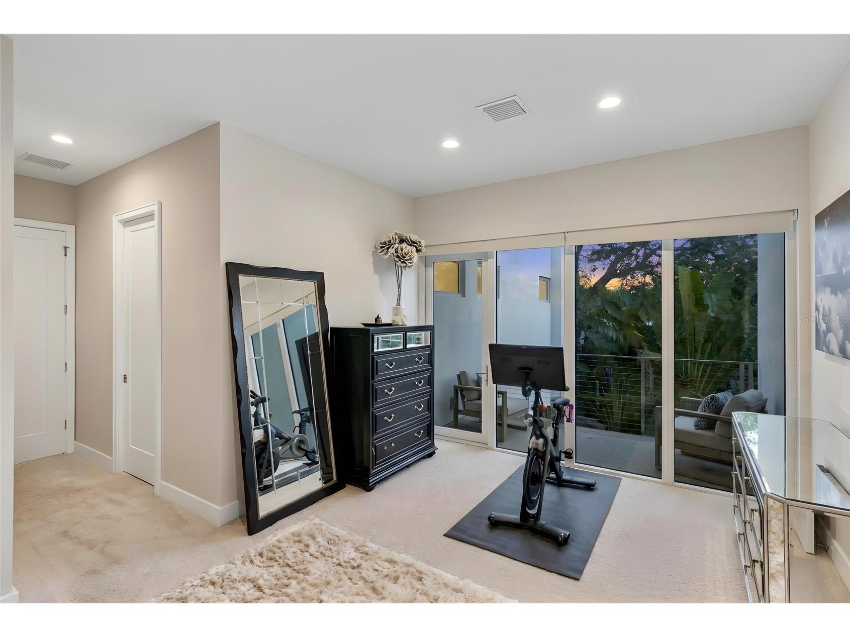 1732 Shoreland Drive Sarasota FL 34239 A4682616 image52
