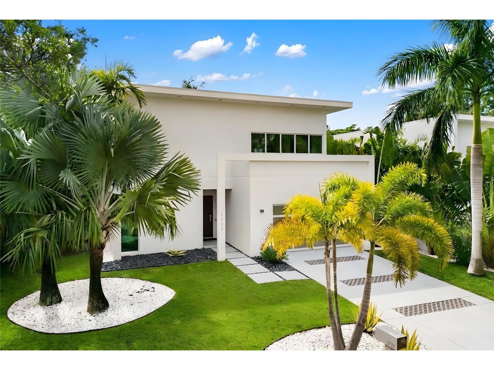 1732 Shoreland Drive Sarasota FL 34239 A4682616 image56