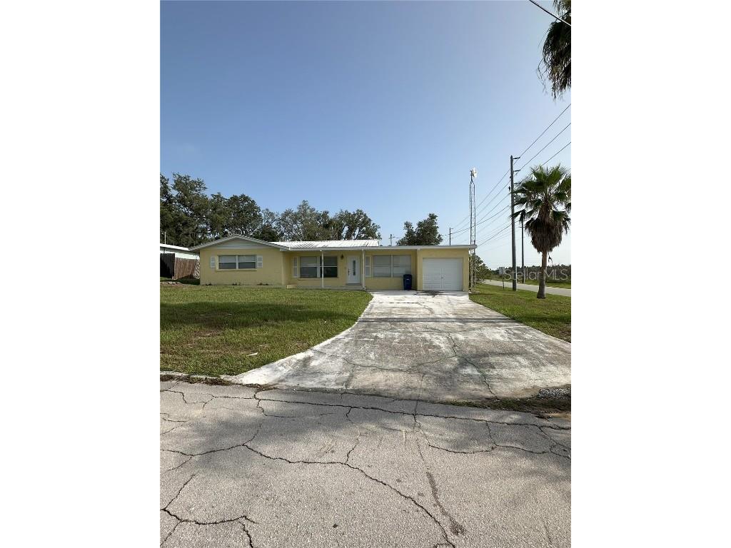 1732 Valencia Avenue Sebring FL 33870 P4935377 image1