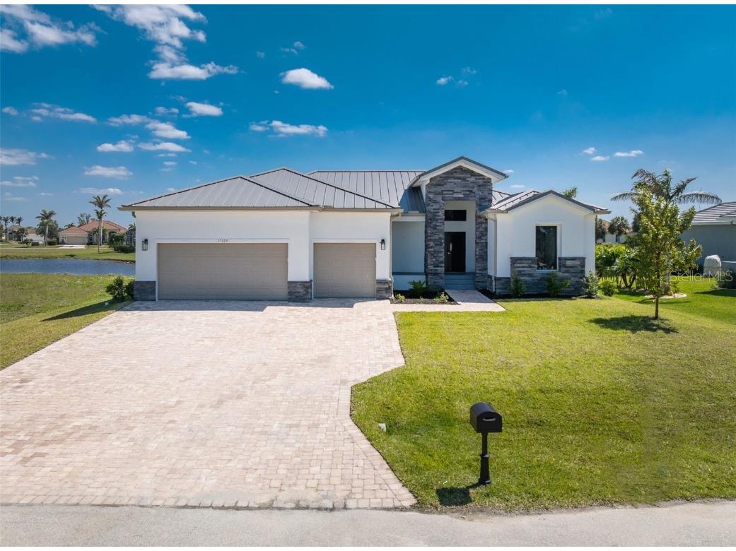 17320 Comingo Lane Punta Gorda FL 33955 C7507188 image1