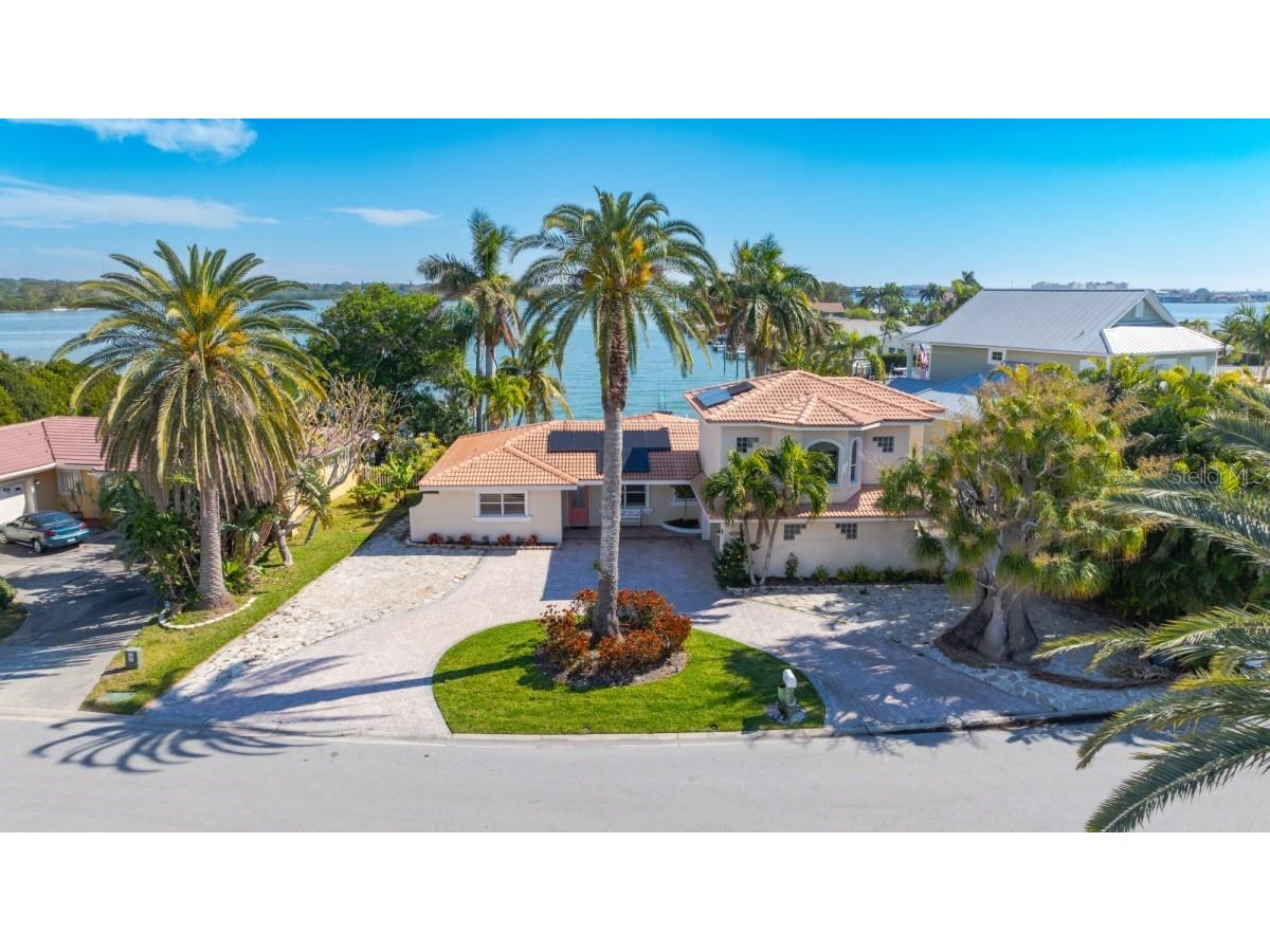 17323 Kennedy Drive, North Redington Beach, FL, 33708 MLS A4608918