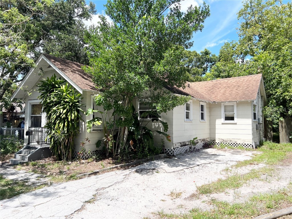 1733 29th Avenue N Saint Petersburg FL 33713 U8212595 image1