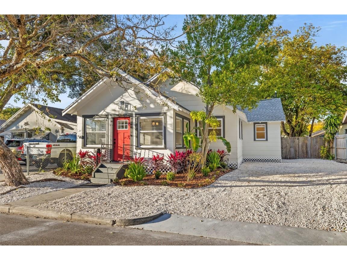 1733 29th Avenue N Saint Petersburg FL 33713 U8229301 image1