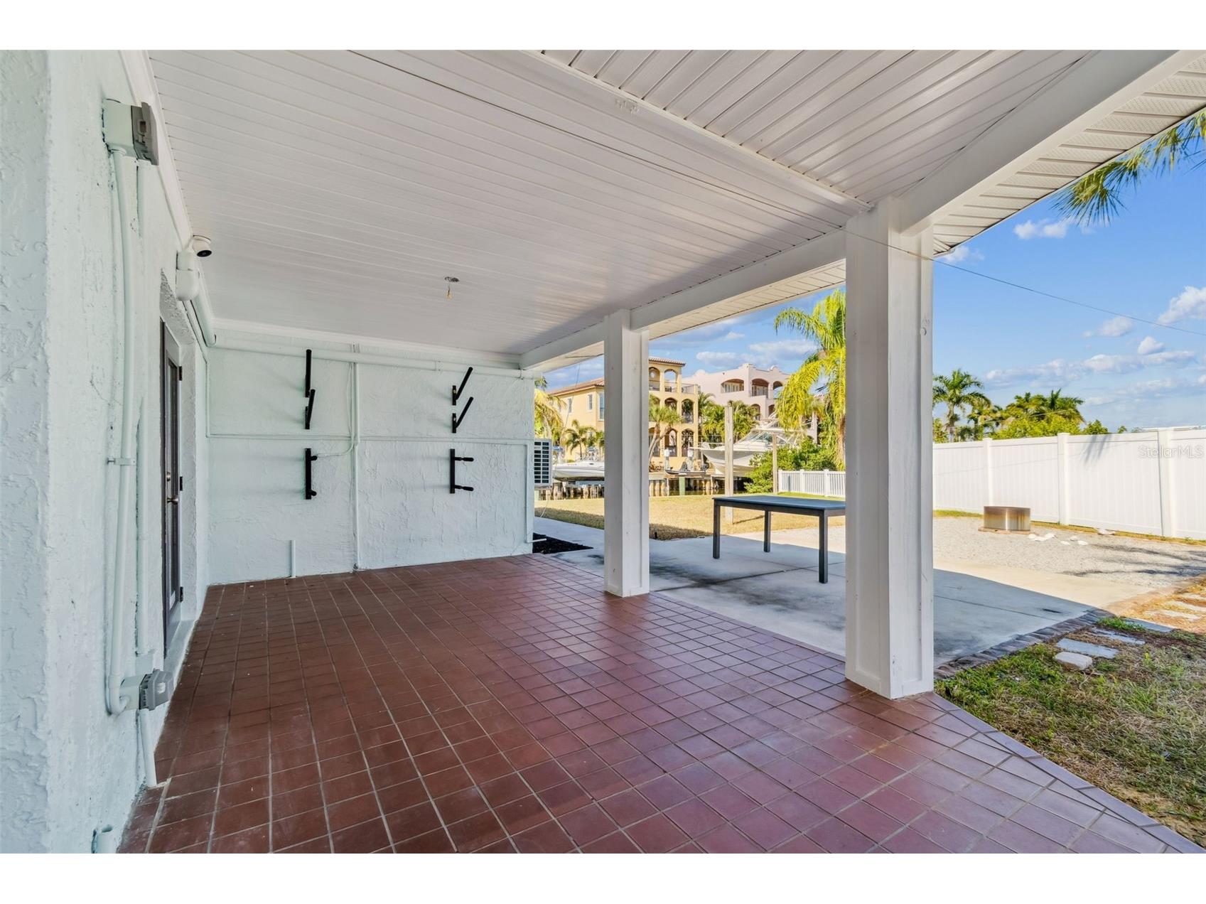 1733 Bayou Grande Boulevard NE Saint Petersburg FL 33703 - TAMPA BAY TB8465541 image9