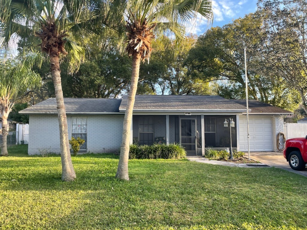 1733 Elise Marie Drive Seffner FL 33584 W7861750 image1