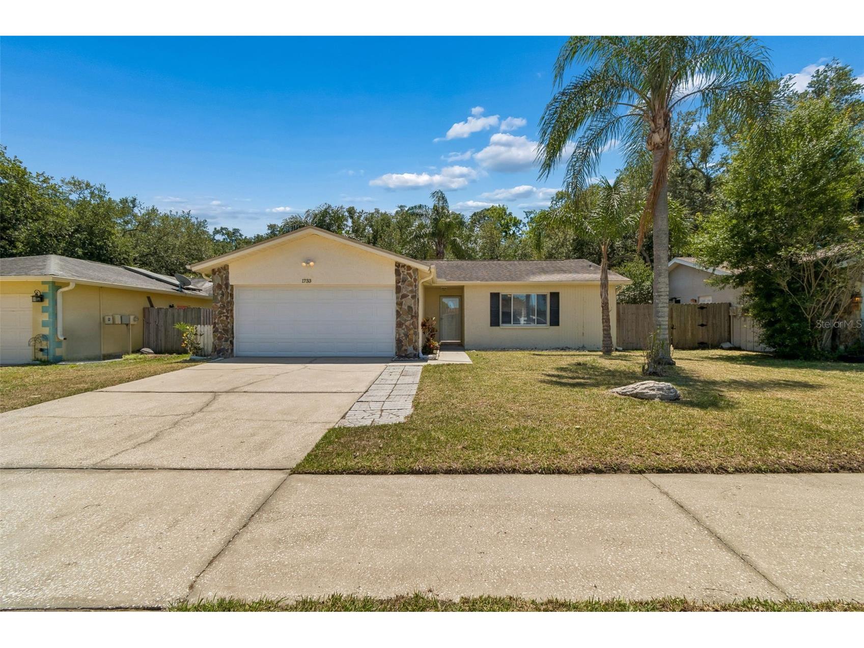 1733 Sutton Place Dunedin FL 34698 TB8502295 image1