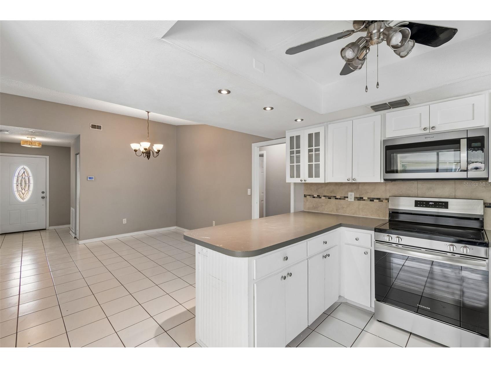 1733 Sutton Place Dunedin FL 34698 TB8502295 image15