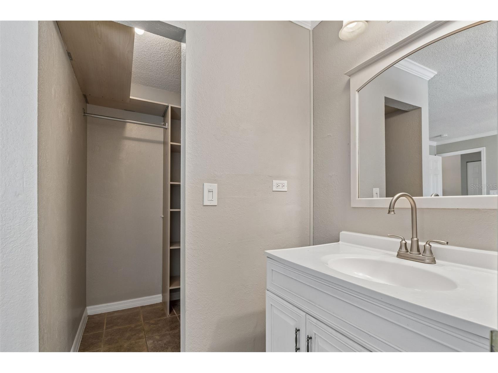1733 Sutton Place Dunedin FL 34698 TB8502295 image21