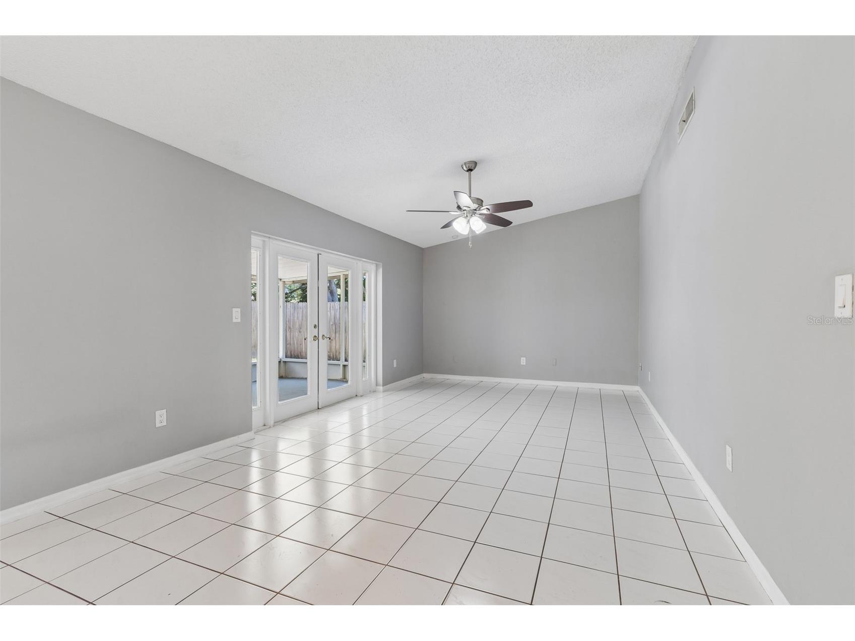 1733 Sutton Place Dunedin FL 34698 TB8502295 image8