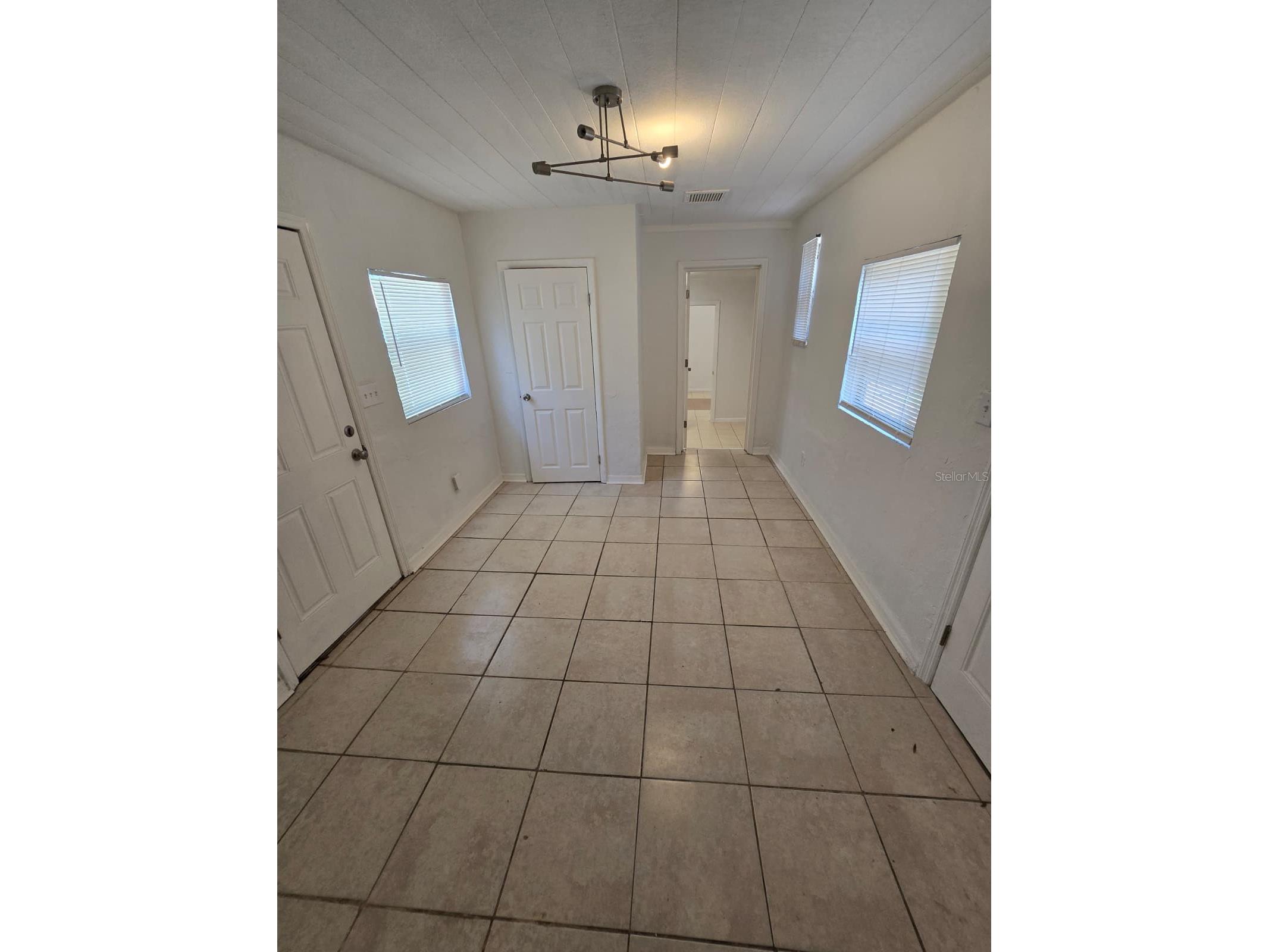 1734 39th Street S Saint Petersburg FL 33711 TB8505843 image19