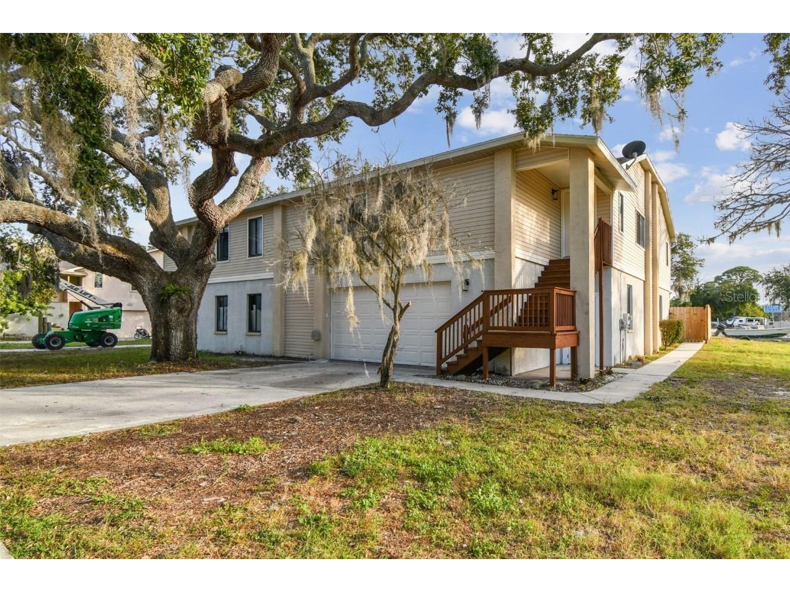 1734 Rumar Lane Holiday FL 34691 TB8453716 image3