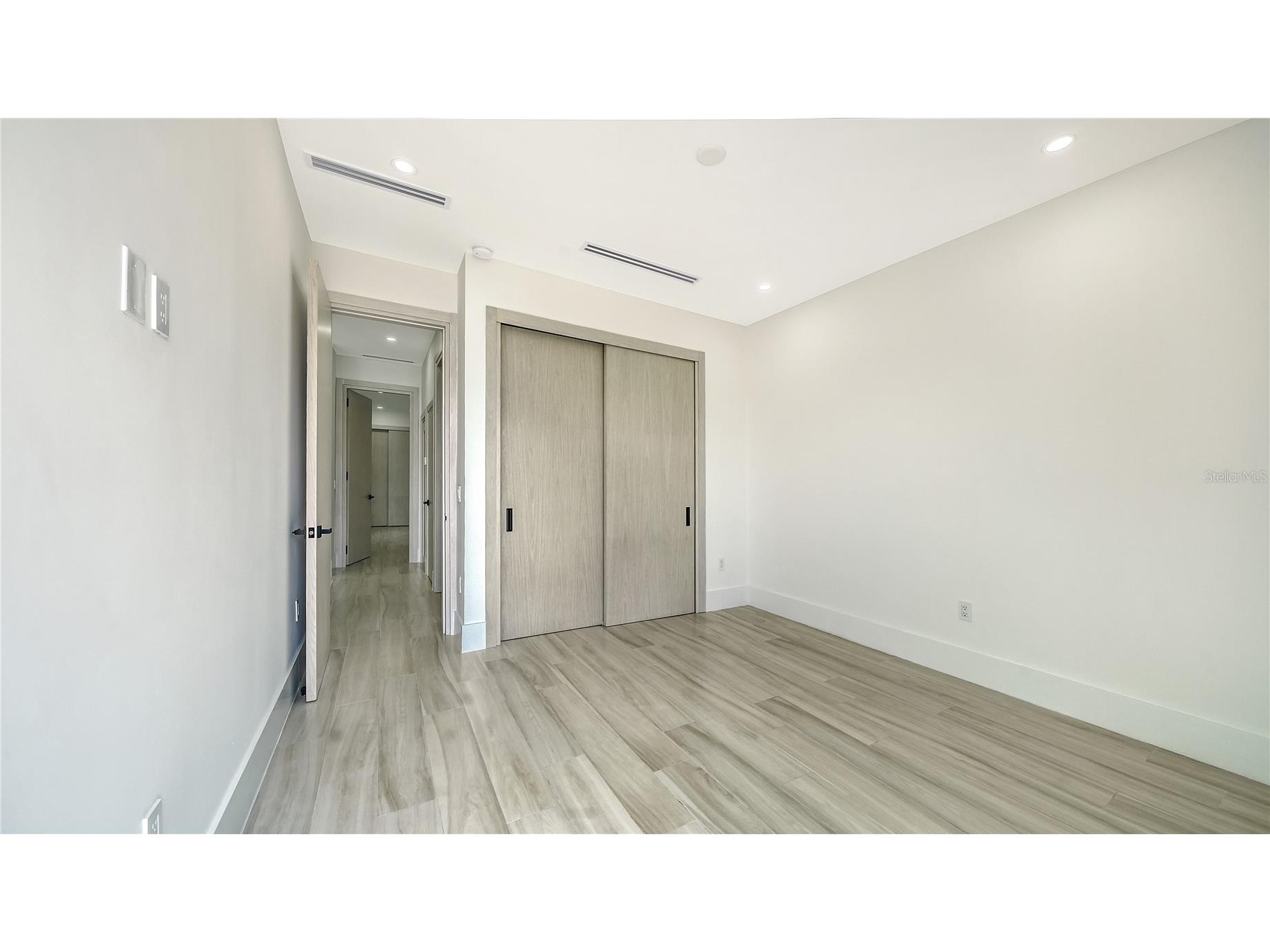 1734 Wisconsin Lane Sarasota FL 34239 A4687427 image31