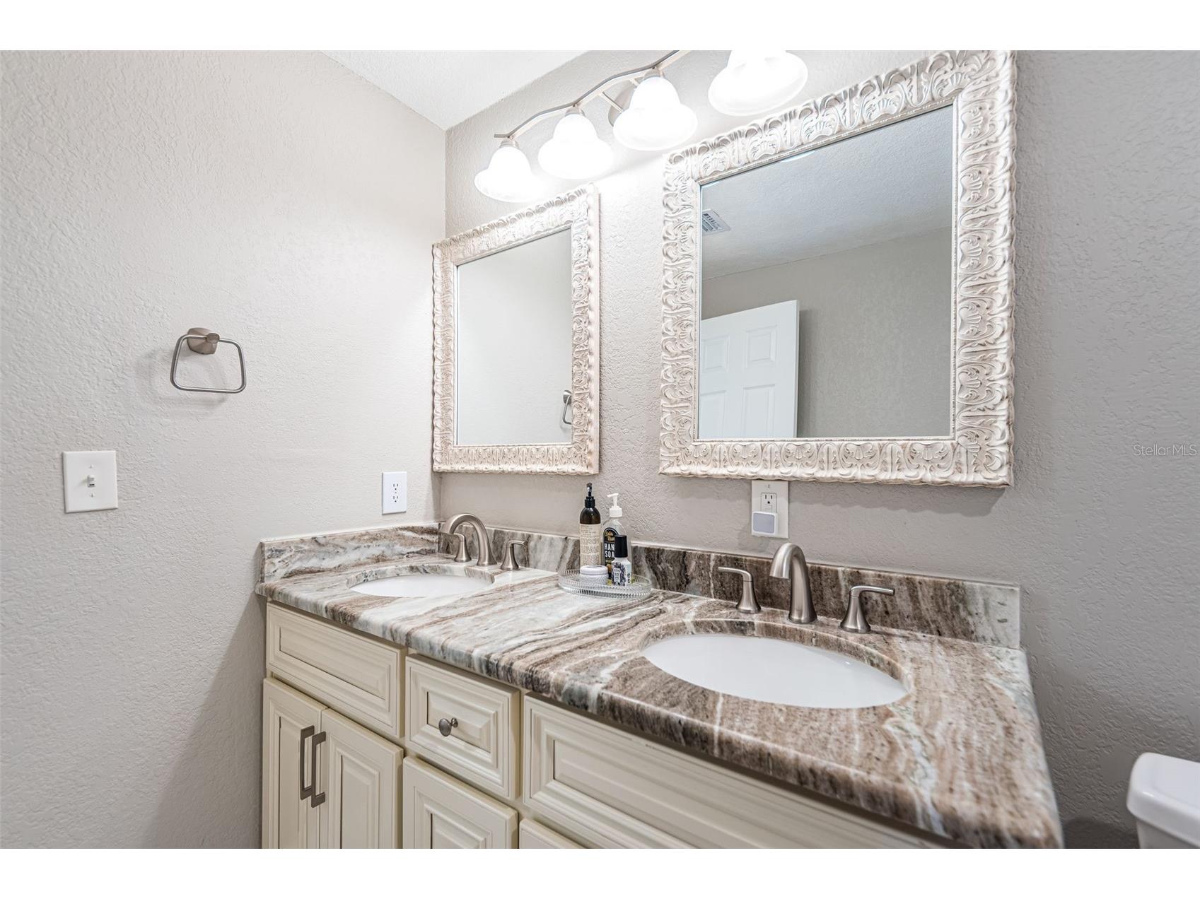 1735 23rd Avenue N Saint Petersburg FL 33713 TB8484341 image17