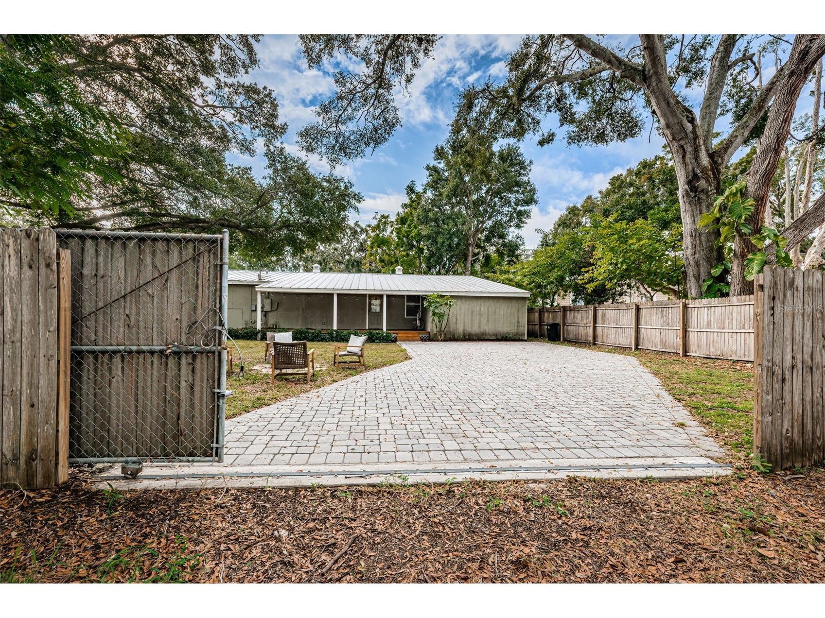 1735 23rd Avenue N Saint Petersburg FL 33713 TB8484341 image5