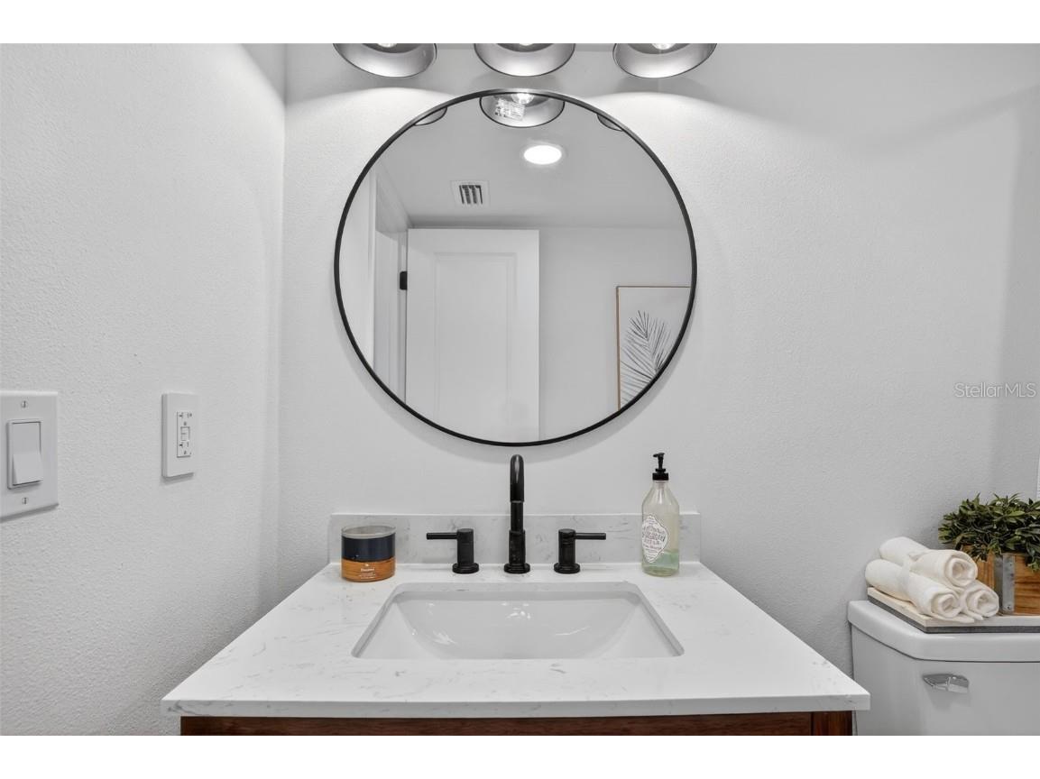 1735 Connecticut Avenue NE Saint Petersburg FL 33703 TB8462010 image15