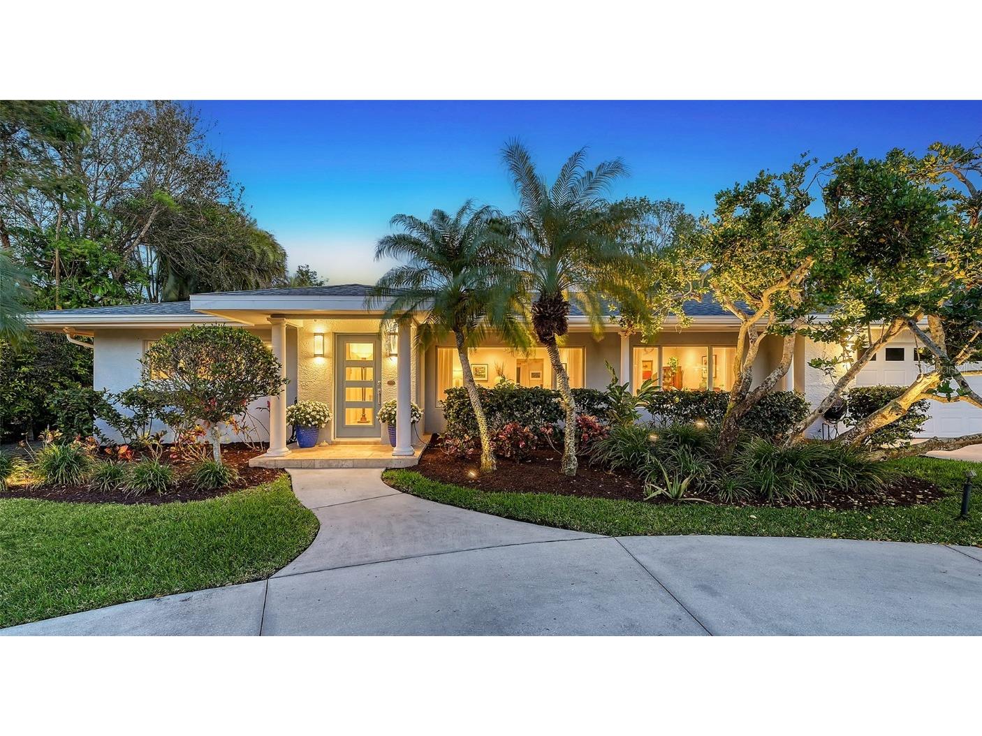 1735 Flower Drive Sarasota FL 34239 A4639512 image1
