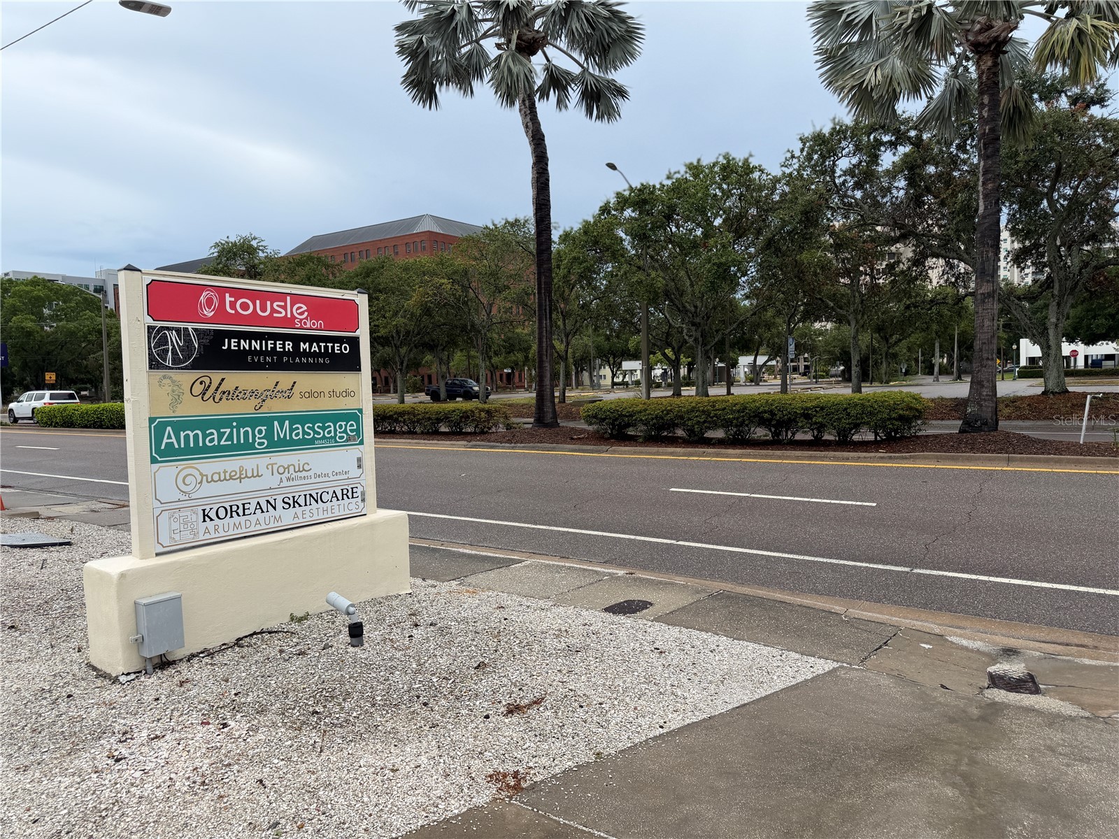 1735 Fruitville Road #B Sarasota FL 34236 A4699059 image5