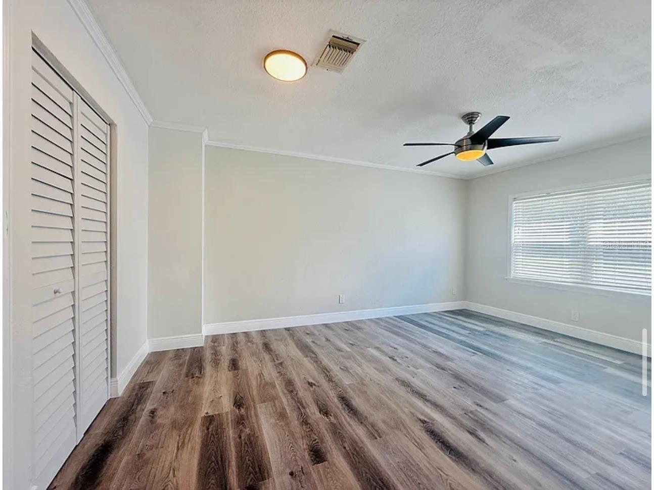 1735 Michigan Avenue NE Saint Petersburg FL 33703 TB8463185 image18