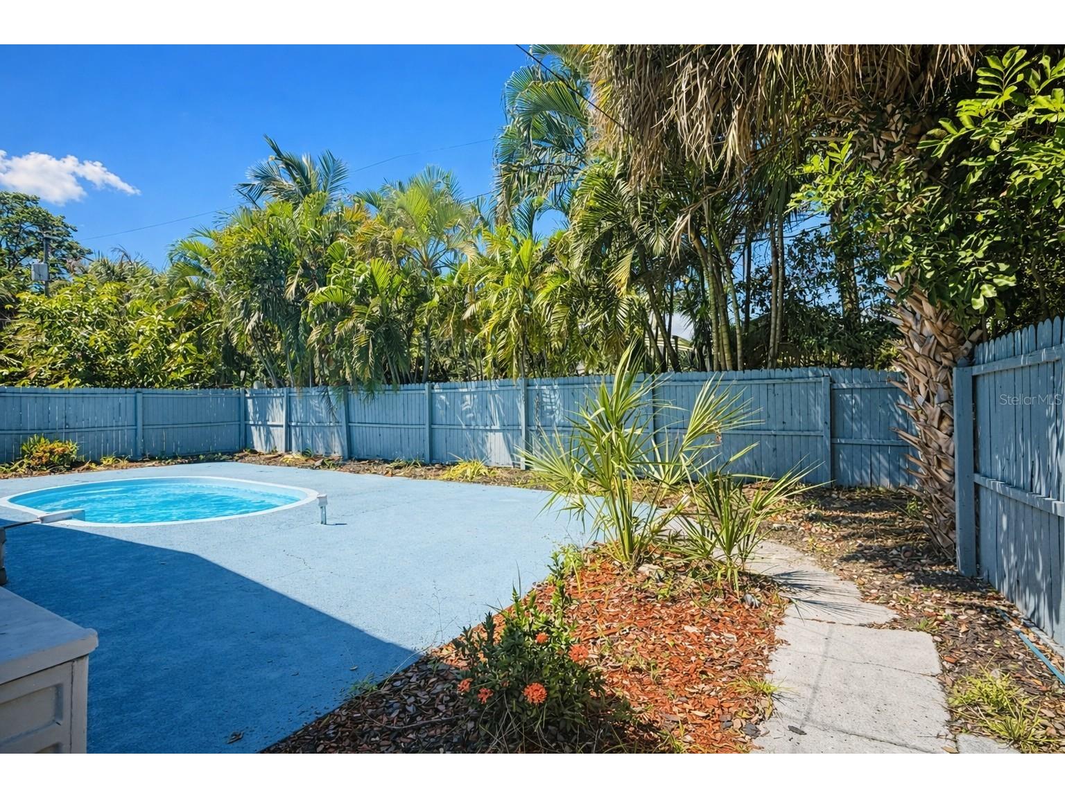 1735 Michigan Avenue NE Saint Petersburg FL 33703 TB8463185 image22