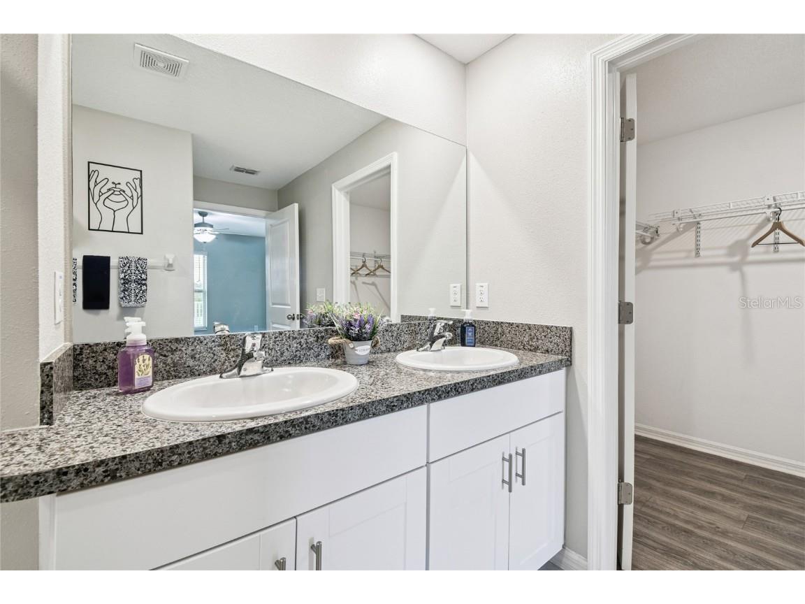 1735 Ripple Jade Place Ruskin FL 33570 TB8452584 image25