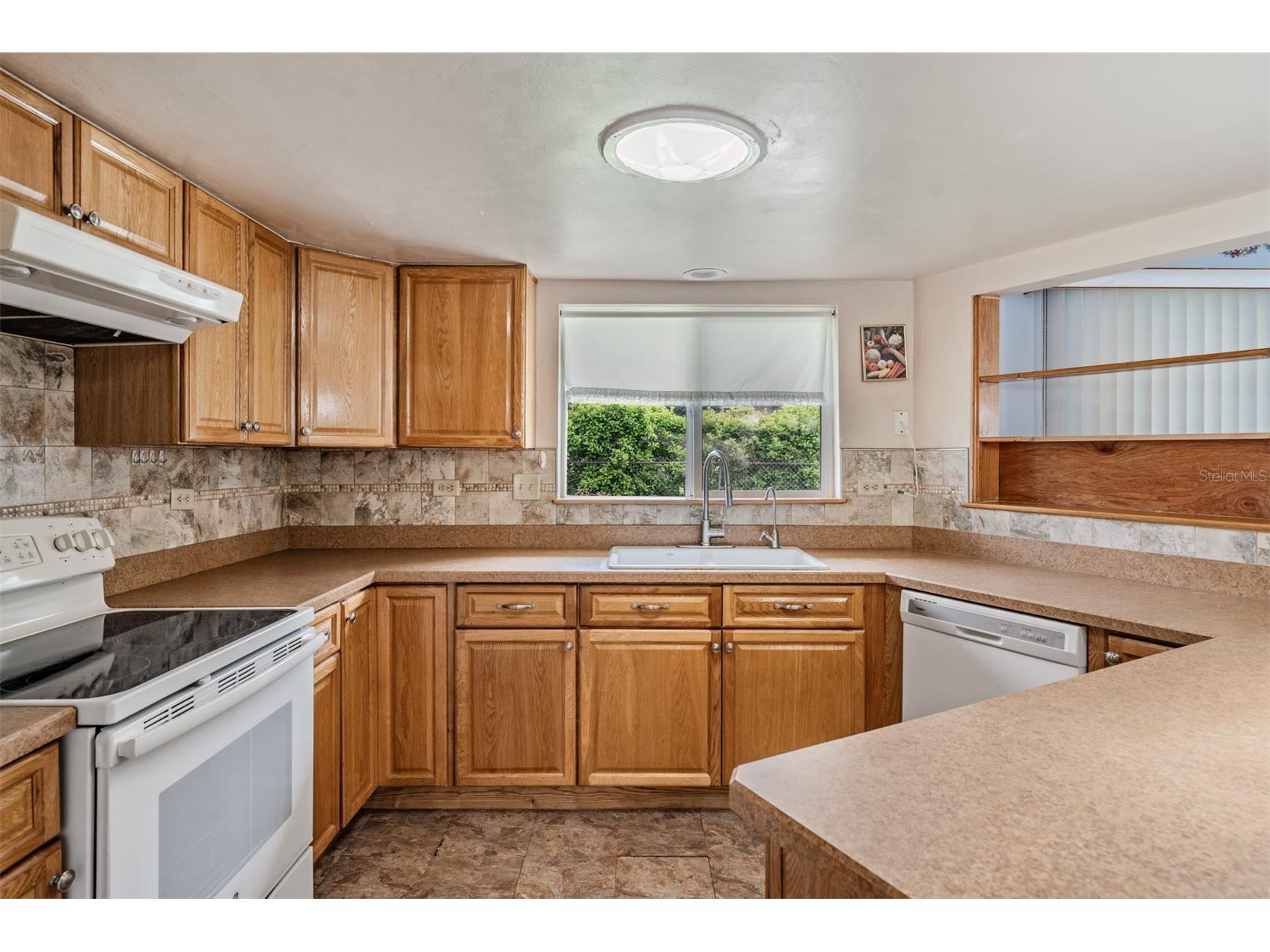 1735 Union Street Clearwater FL 33755 TB8477663 image15