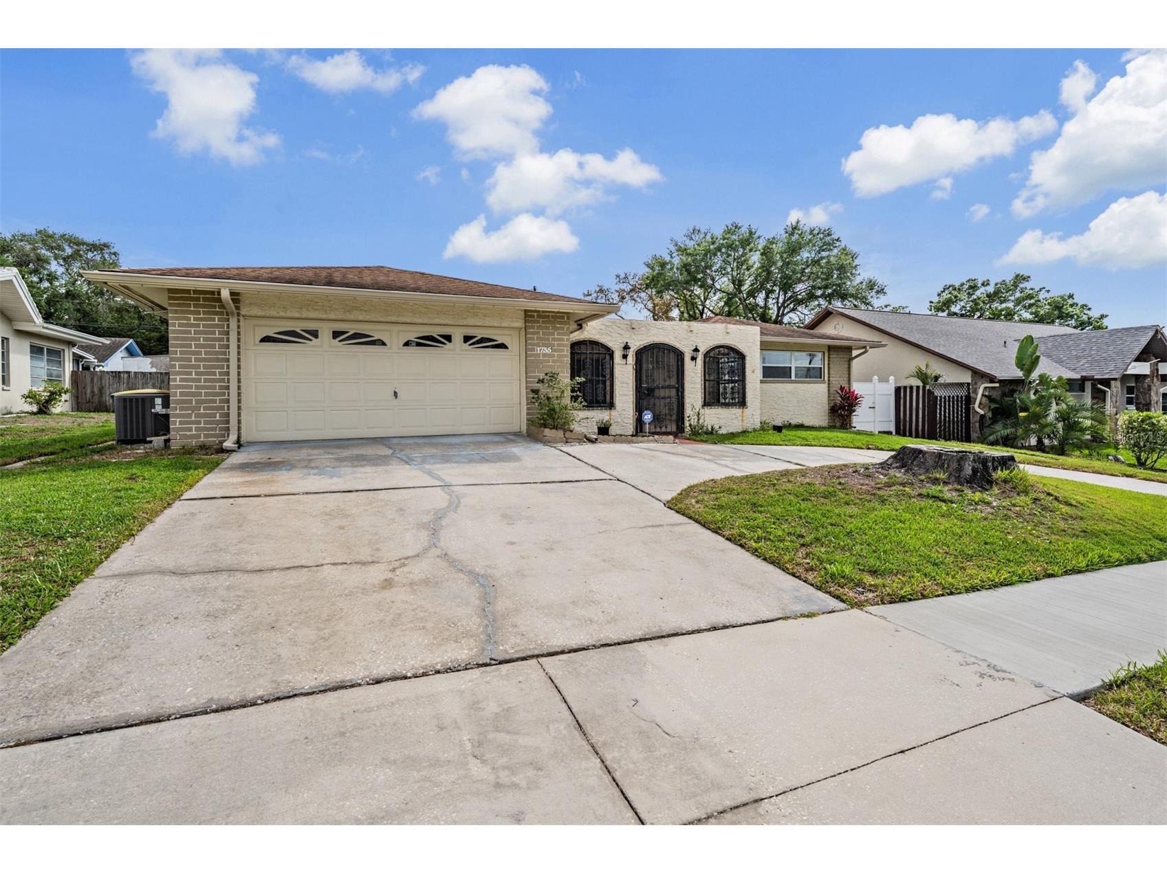 1735 Union Street Clearwater FL 33755 TB8477663 image2
