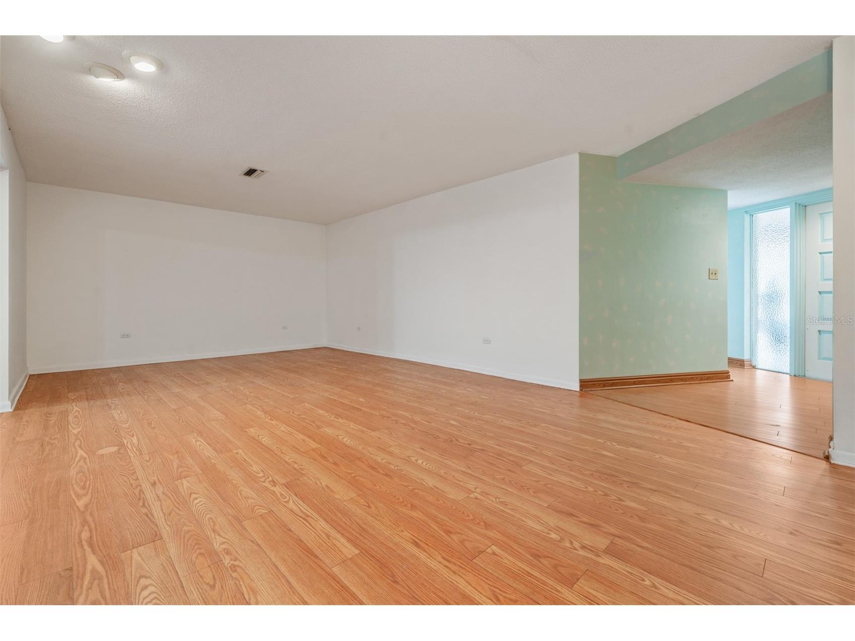 1735 Union Street Clearwater FL 33755 TB8477663 image6