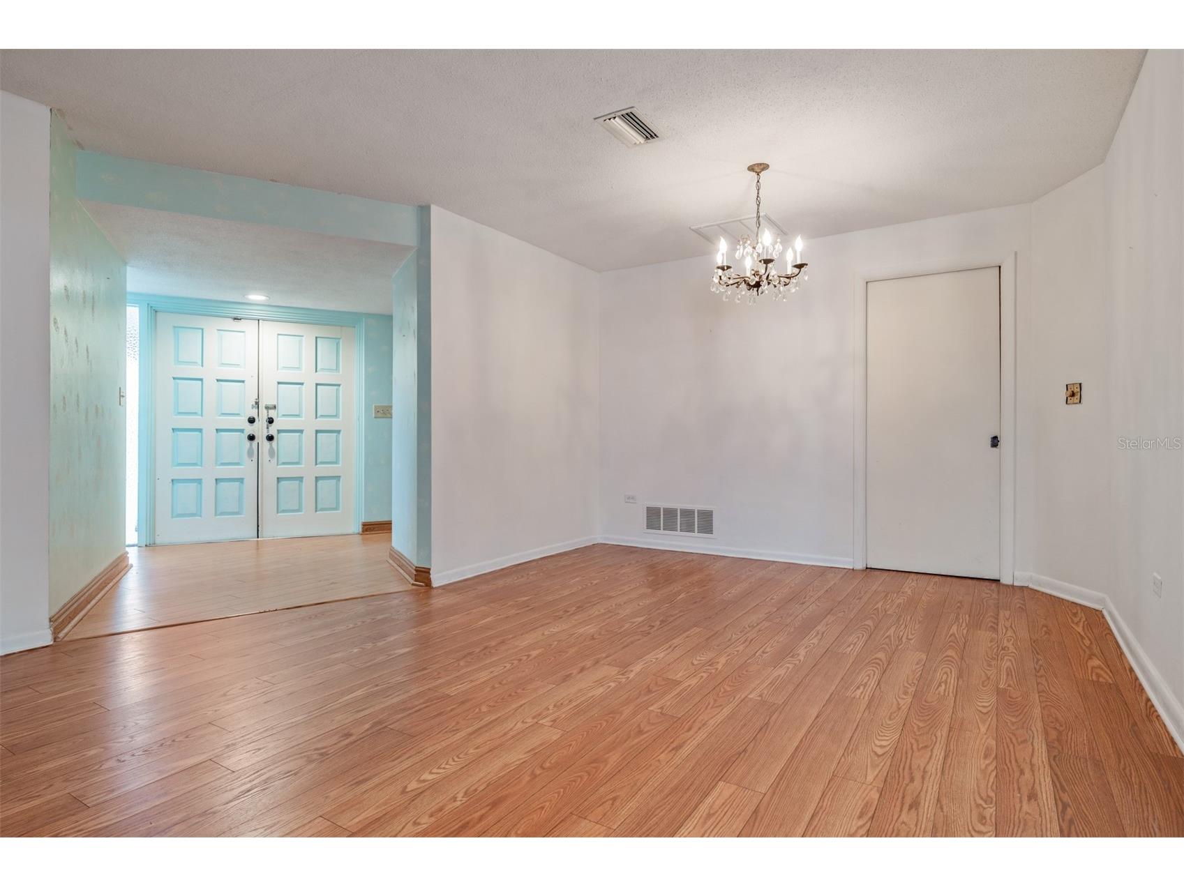 1735 Union Street Clearwater FL 33755 TB8477663 image7