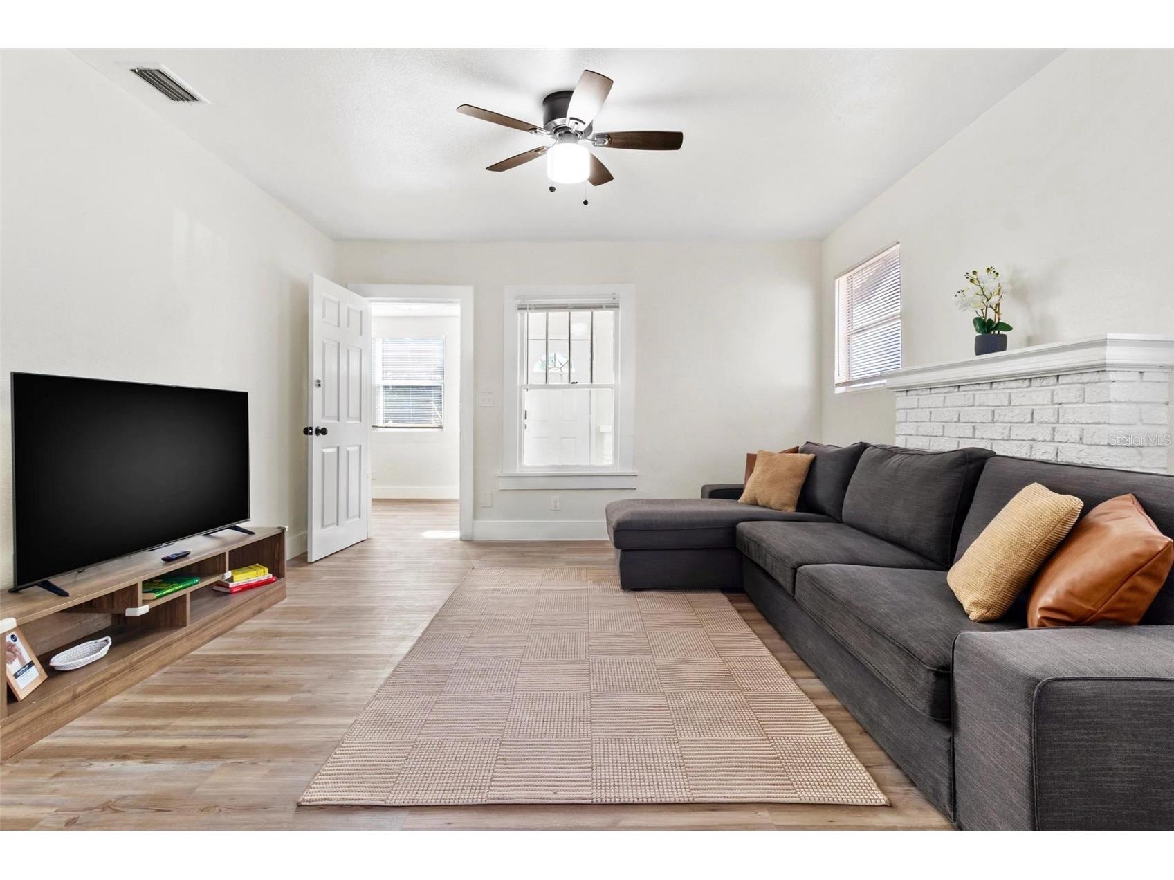 1735 Yale Street S Saint Petersburg FL 33712 TB8464307 image2