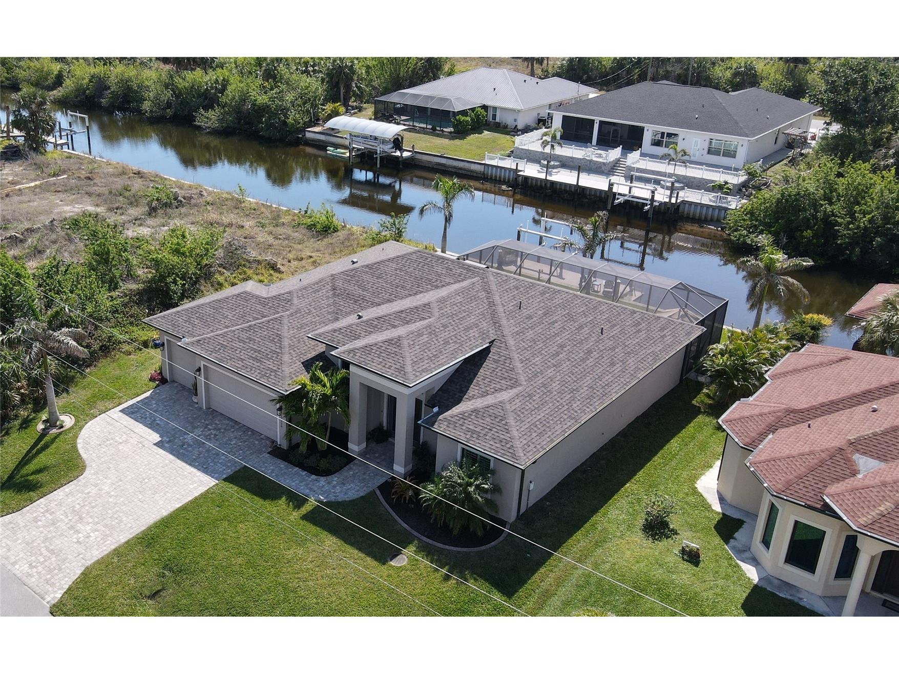 17350 Bayharbor Circle Port Charlotte FL 33948 - SKIPPER WATERWAY C7520203 image2