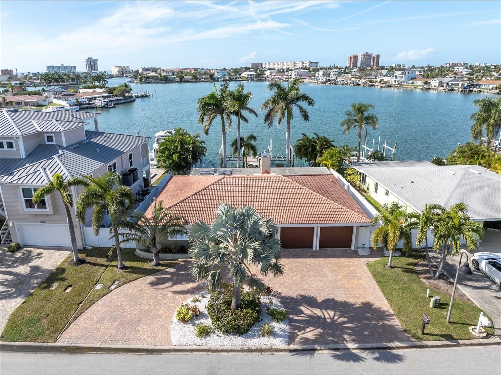 17352 Kennedy Drive North Redington Beach FL 33708 - BOCA CIEGA BAY TB8456939 image1