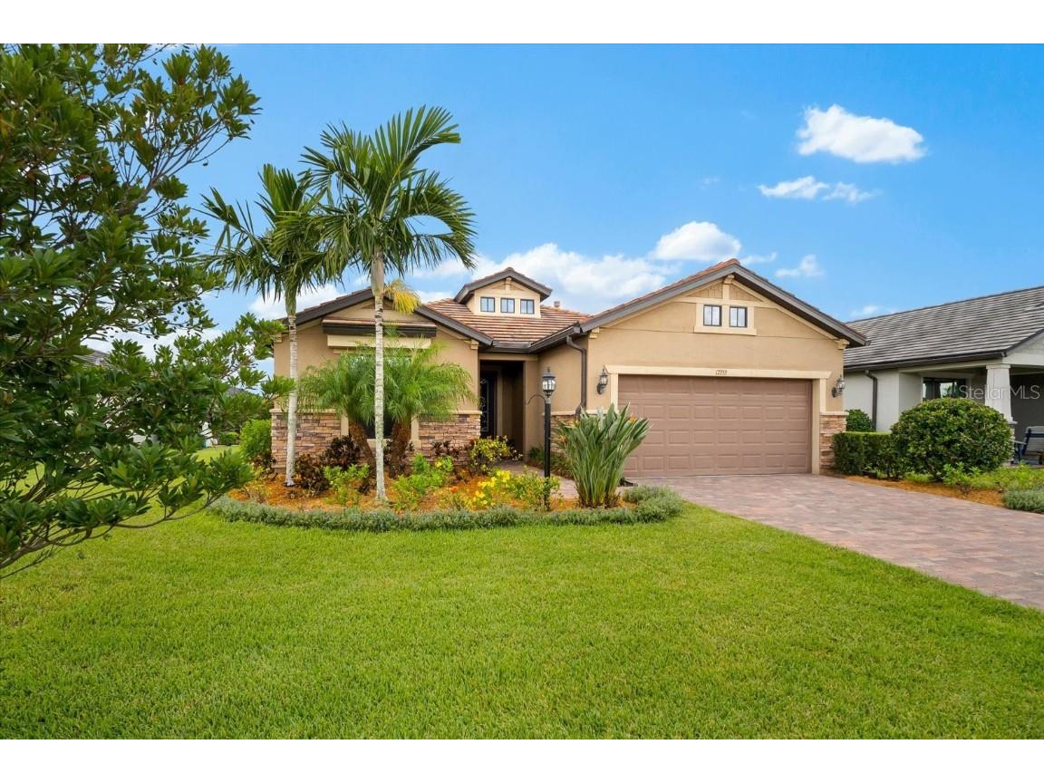 17353 Hampton Falls Terrace Bradenton FL 34202 A4581651 image1
