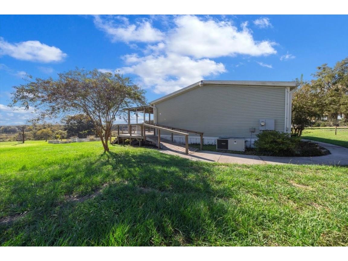 17355 SE 260th Avenue Road Umatilla FL 32784 OM710867 image31