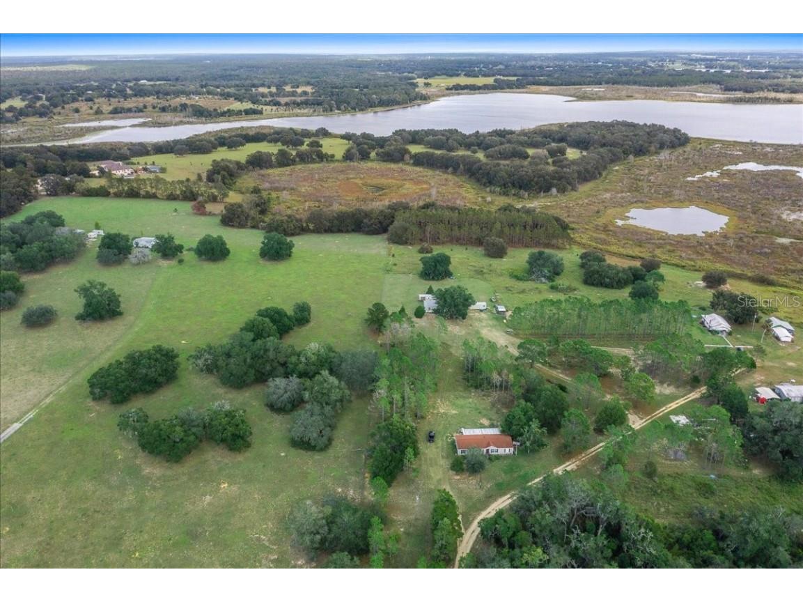 17355 SE 260th Avenue Road Umatilla FL 32784 OM710867 image60