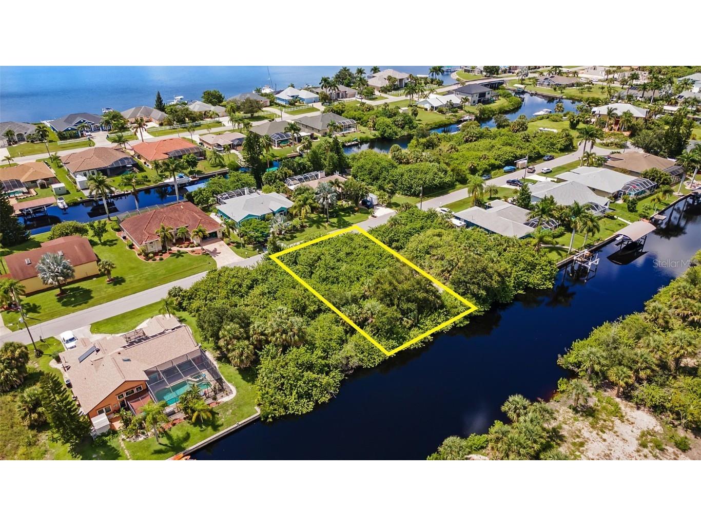 17358 Foremost Lane Port Charlotte FL 33948 - FOREMOST WATERWAY A4547739 image1