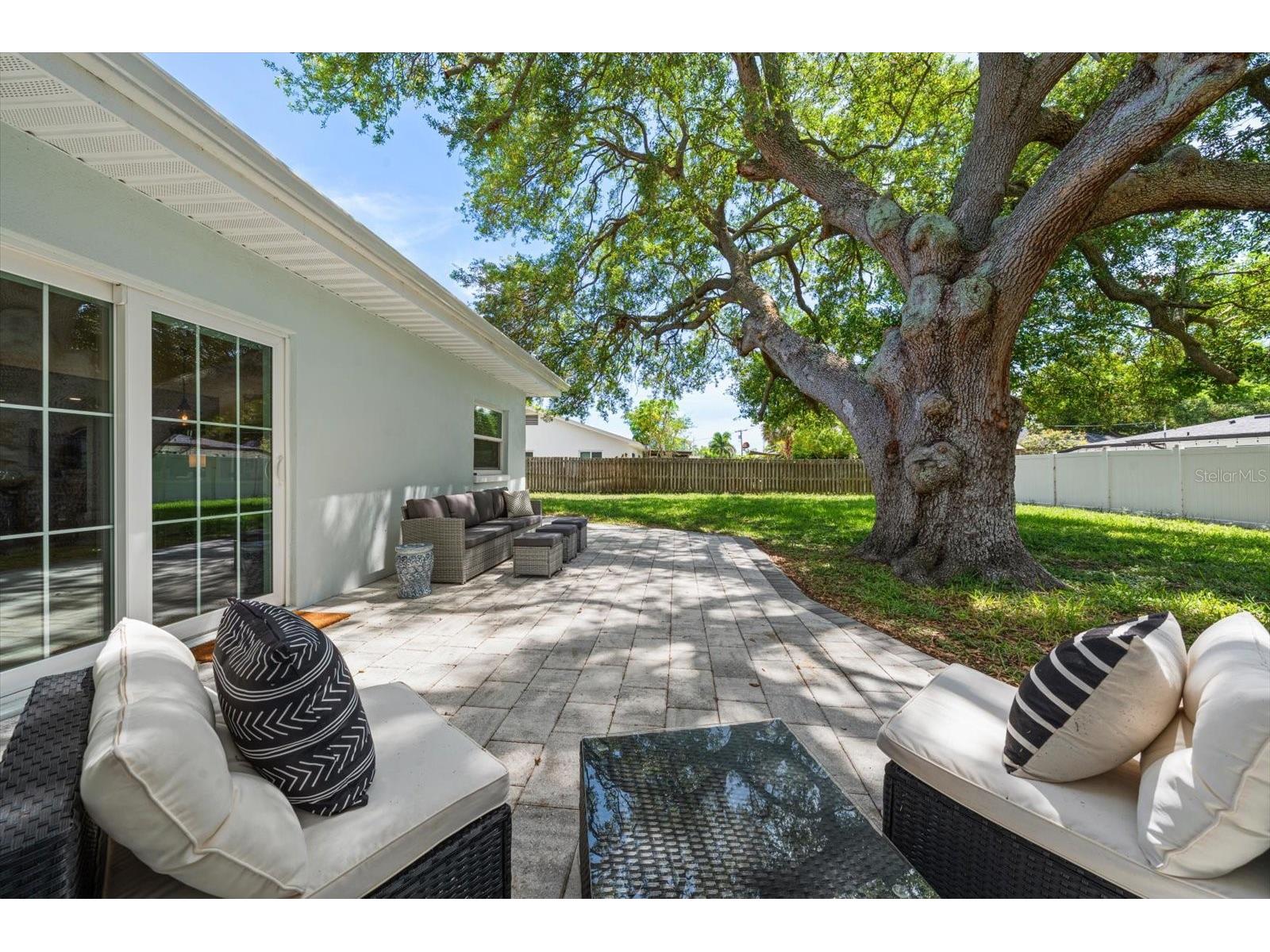 1736 Golf View Drive Belleair FL 33756 TB8512384 image24
