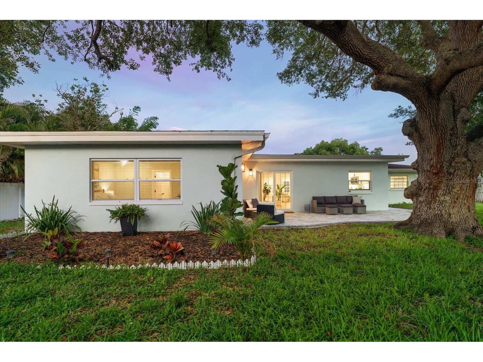 1736 Golf View Drive Belleair FL 33756 TB8512384 image45