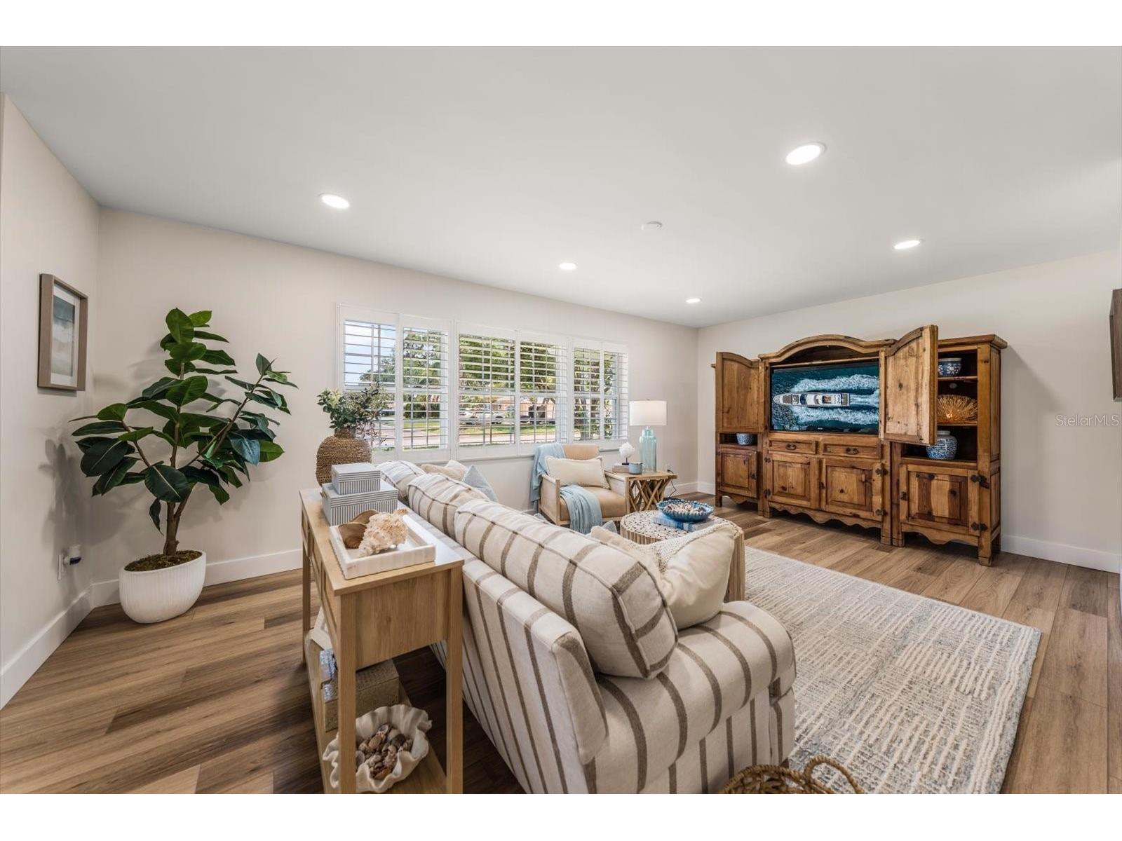 1736 Golf View Drive Belleair FL 33756 TB8512384 image8