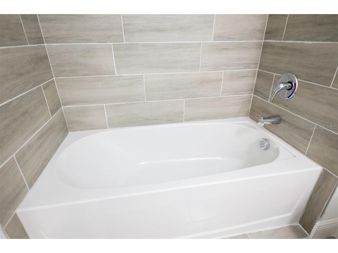 1736 Pacific Road Kissimmee FL 34759 O6361940 image10