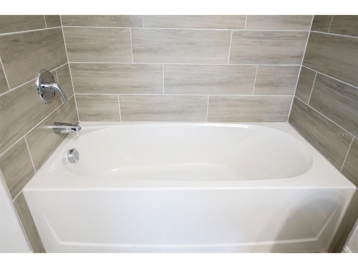 1736 Pacific Road Kissimmee FL 34759 O6361940 image14